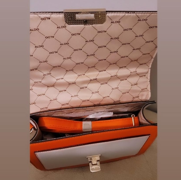 Aldo Raebeth Handbag - Picture 3 of 4